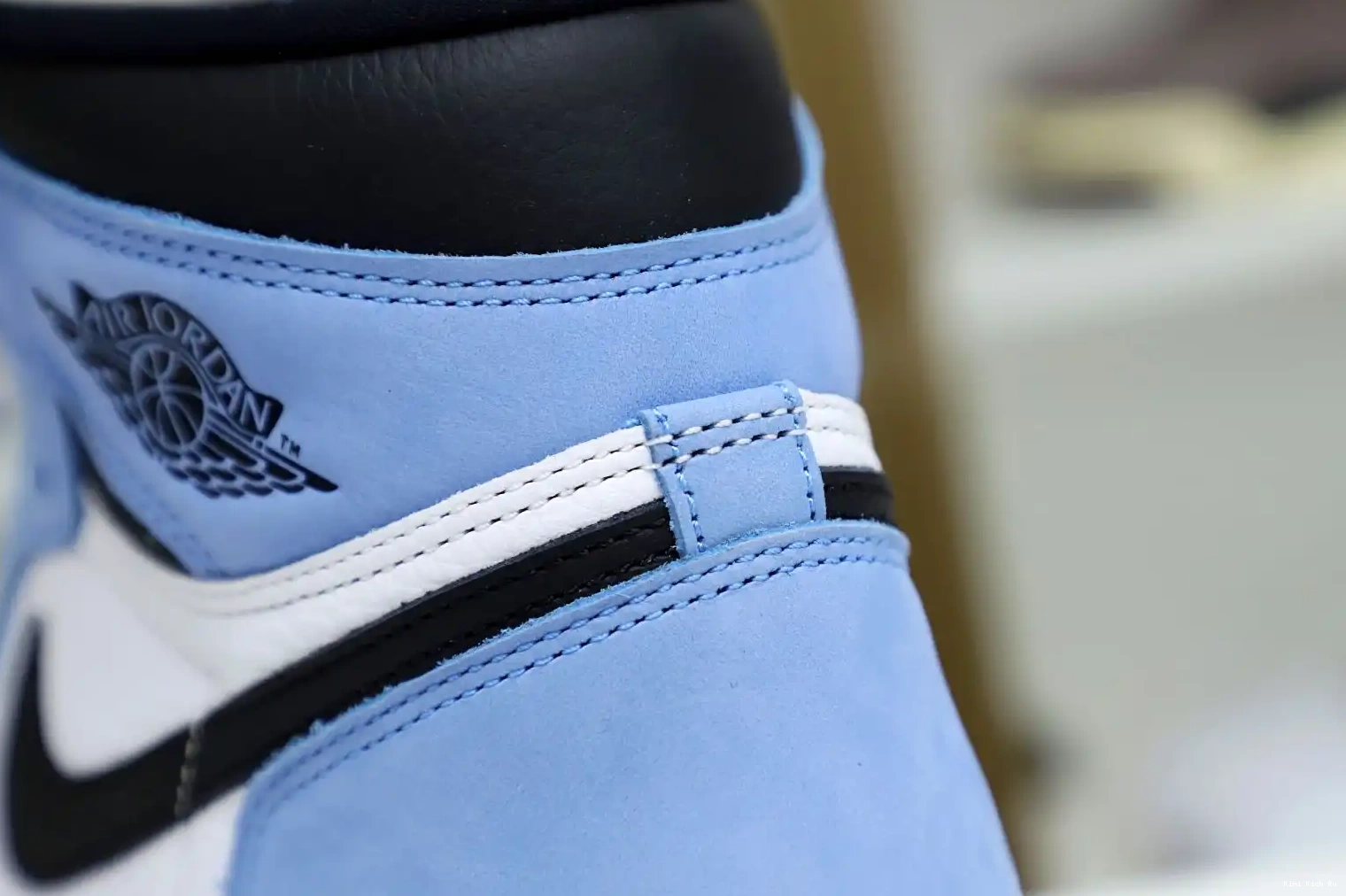 RETRO JORDAN HIGH 'UNIVERSITY AIR Kimikick OG 1 0323